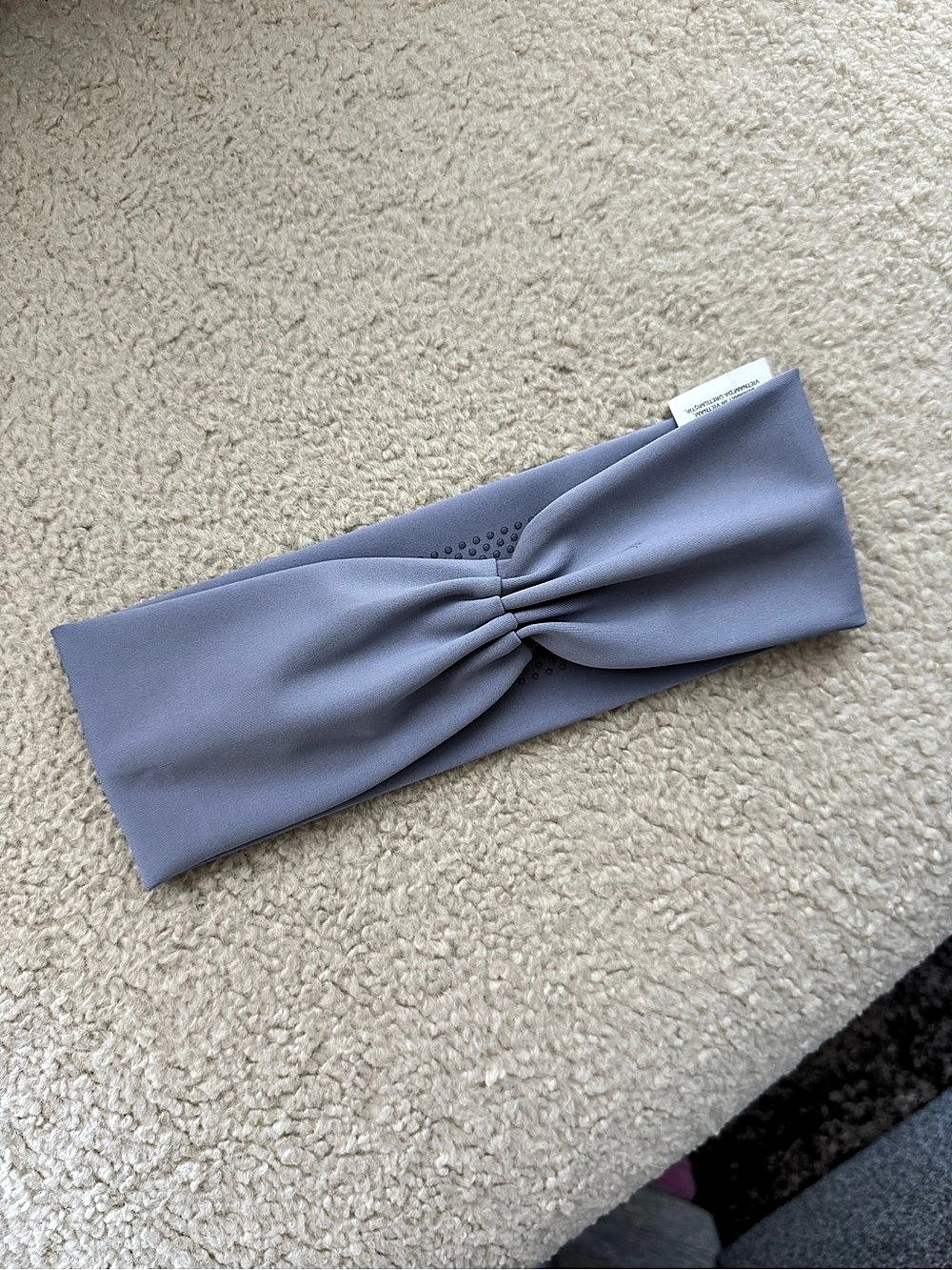 Alo winter Frost Knotted Headband NWOT